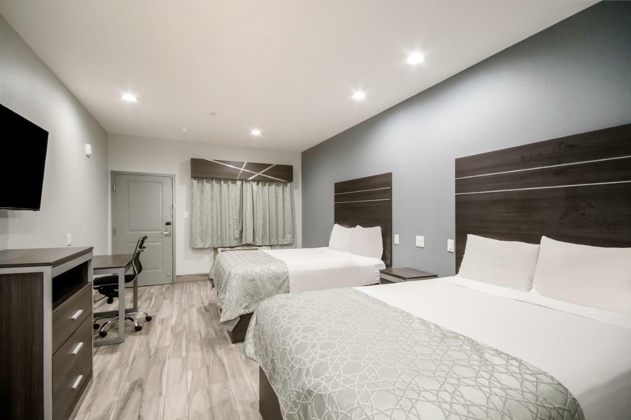 Americas Value & Northeast I-610 Hotel